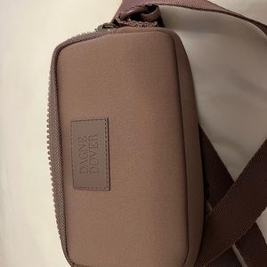 Mara phone sling Dagne Dover - color Dune